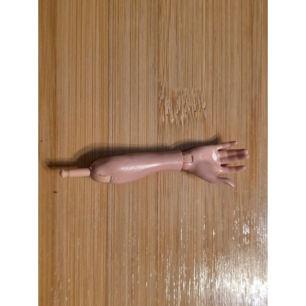 Doll arm - Picture 2 of 2